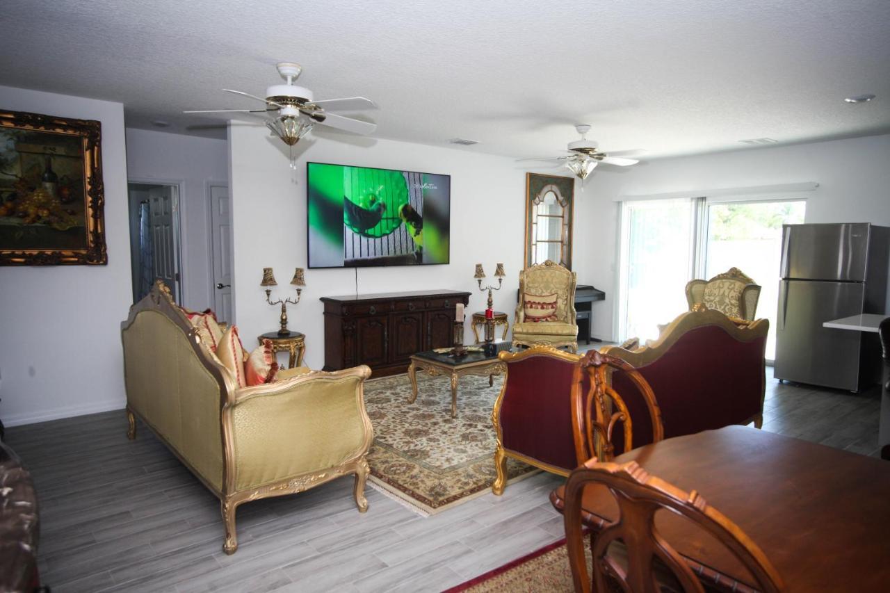 A Beautiful Queen Bedroom Orlando Exteriér fotografie