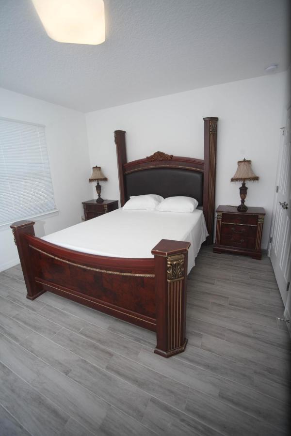 A Beautiful Queen Bedroom Orlando Exteriér fotografie