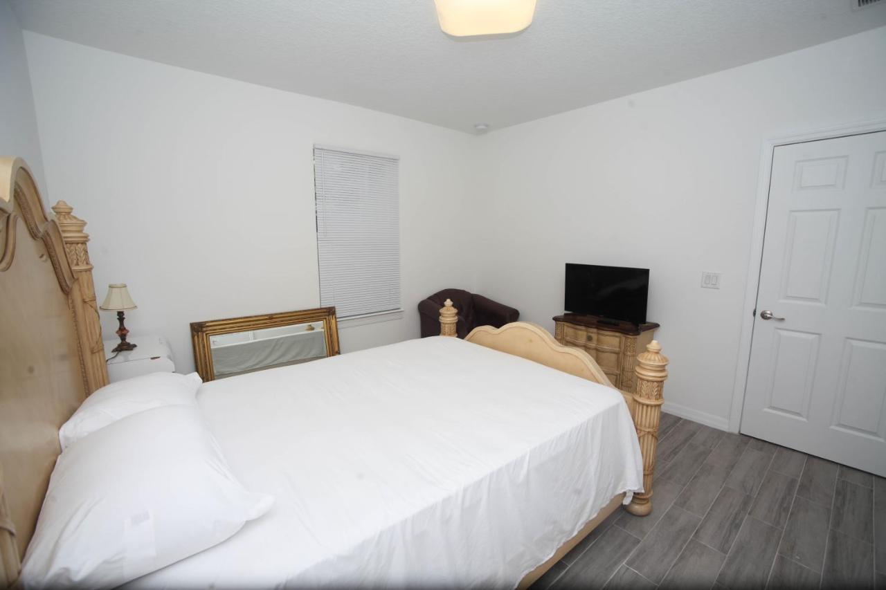 A Beautiful Queen Bedroom Orlando Exteriér fotografie